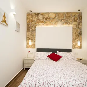 https://siracusa-houses-ks.sicilyhotelsitaly.net